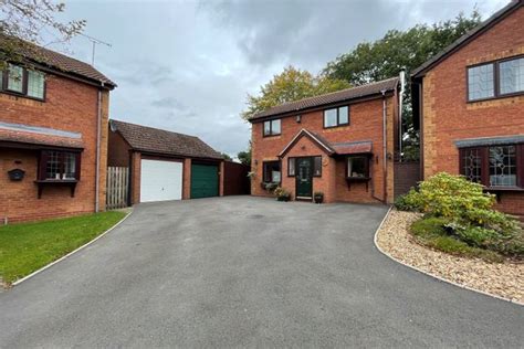 77 houses for sale in Keresley, Coventry .
